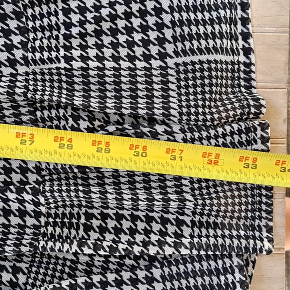 Lily Rose Houndstooth Tiered A-Line Flowy Stretch Chic Long Sleeve Mini Dress - Picture 12 of 12